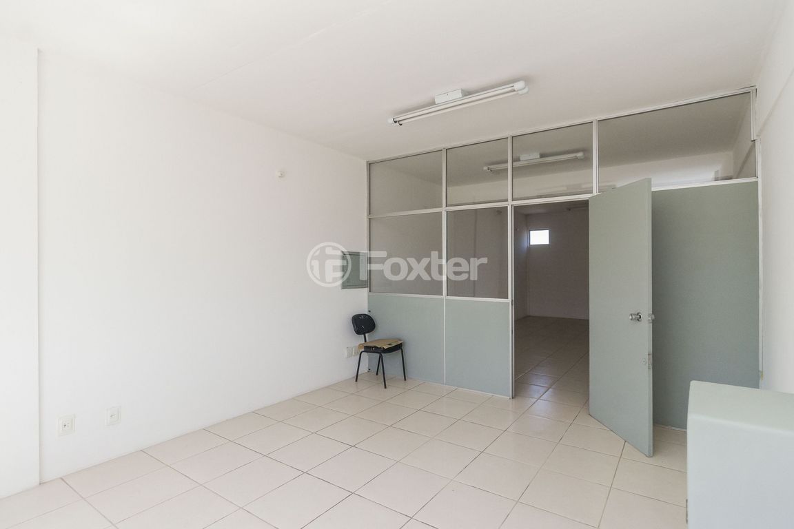 galpao deposito pavilhao para comprar em Conselheiro Travassos, 235 - foto 22