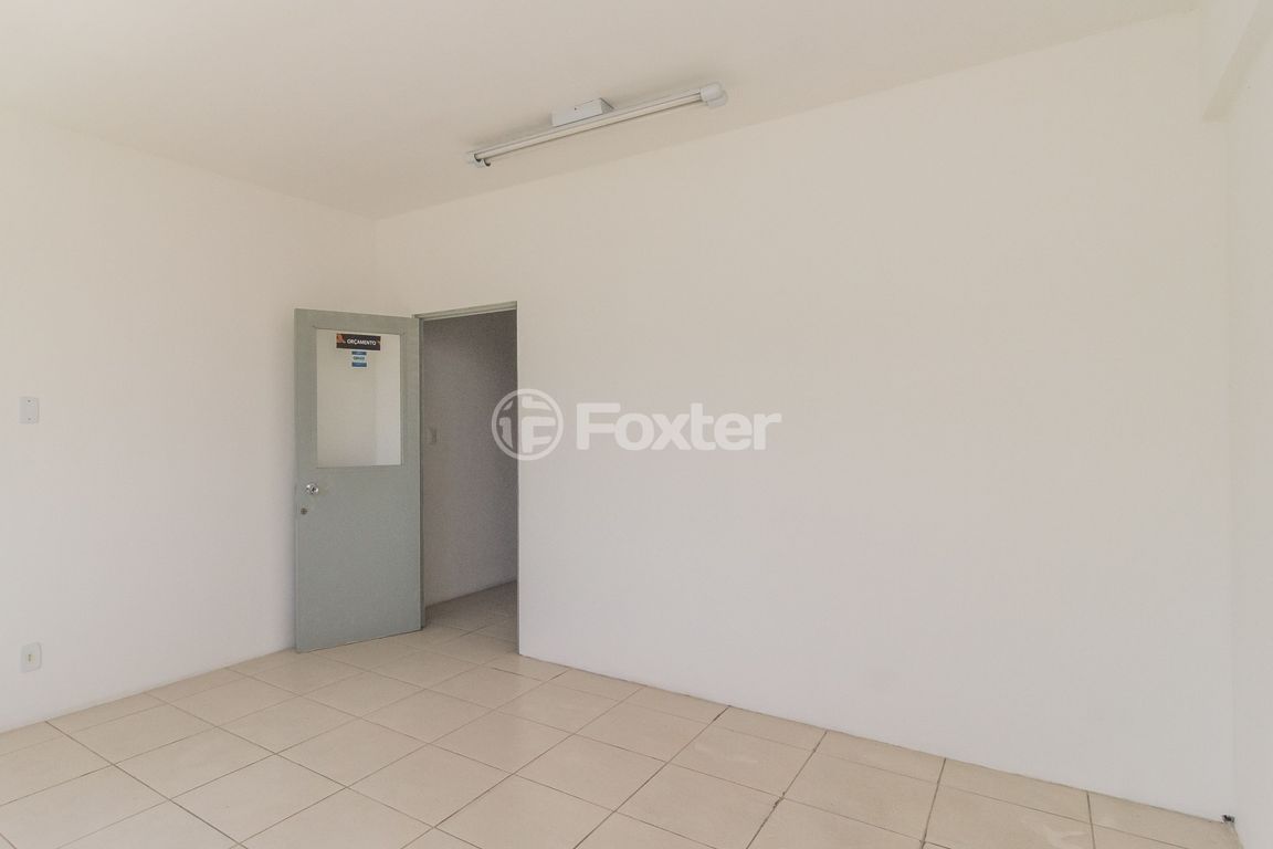 galpao deposito pavilhao para comprar em Conselheiro Travassos, 235 - foto 32