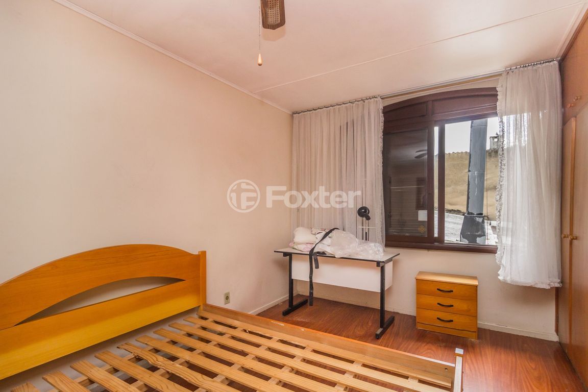 casa sobrado para comprar em Doutor Eduardo Chartier, 799 - foto 15