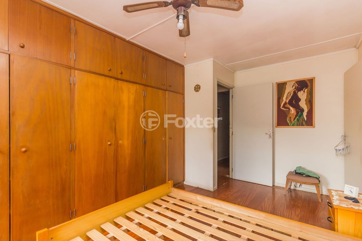 casa sobrado para comprar em Doutor Eduardo Chartier, 799 - foto 17