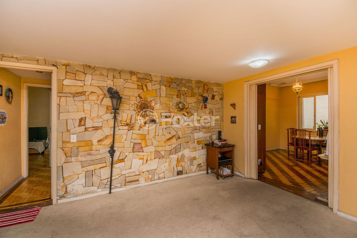 Apartamento para comprar em RAMIRO BARCELOS, 1090 - foto 12