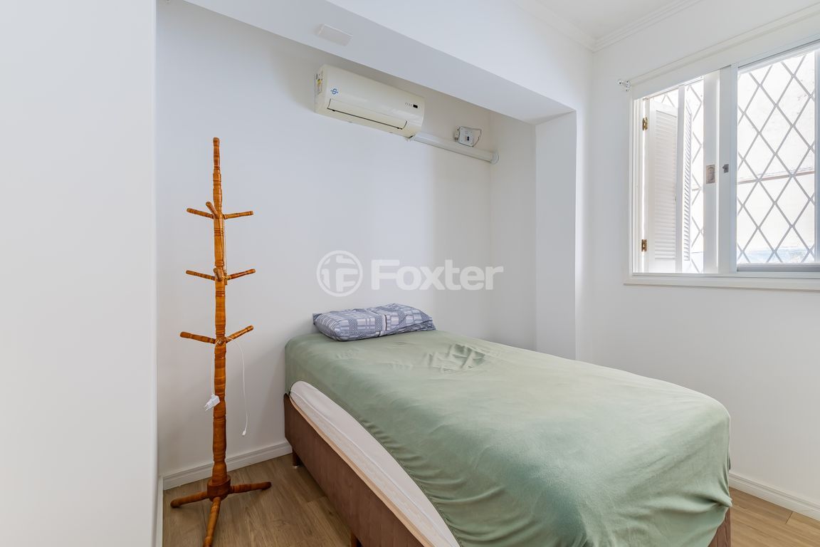 casa sobrado para comprar em ANGELO CRIVELLARO, 359 - foto 14
