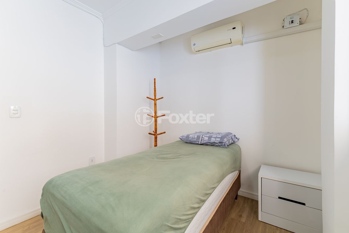 casa sobrado para comprar em ANGELO CRIVELLARO, 359 - foto 15