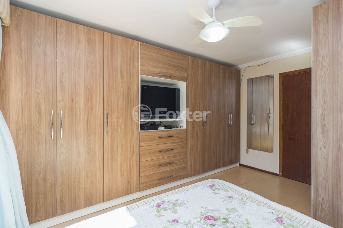 casa sobrado para comprar em Elías Botome, 62 - foto 12