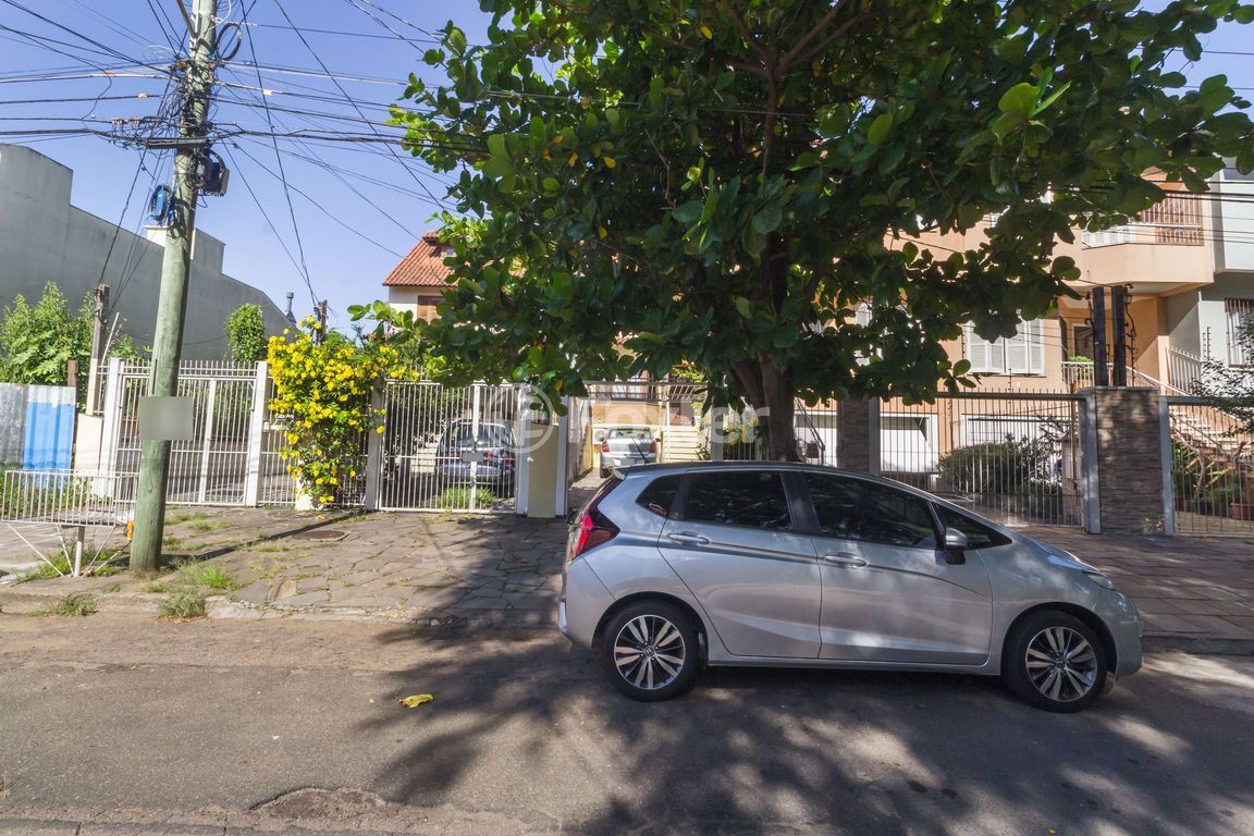 casa sobrado para comprar em Elías Botome, 62 - foto 27