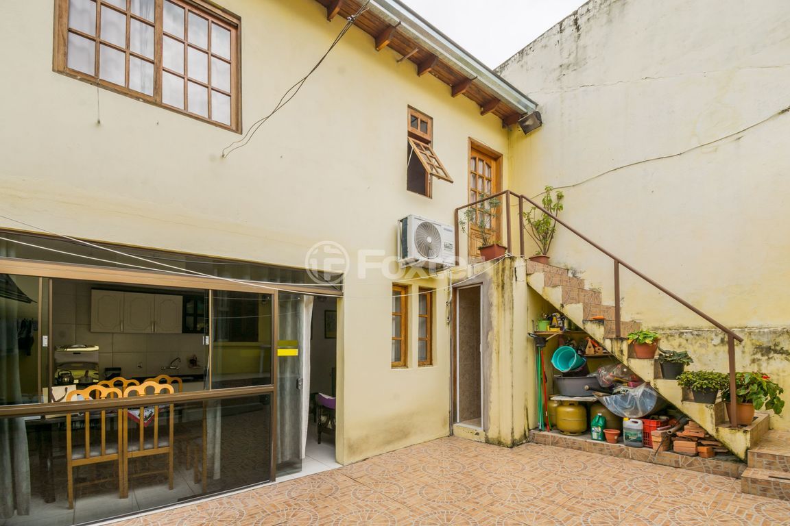 casa sobrado para comprar em Veador Porto, 323 - foto 29