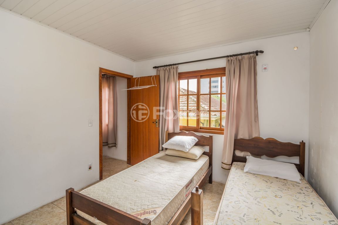 casa sobrado para comprar em Veador Porto, 323 - foto 32