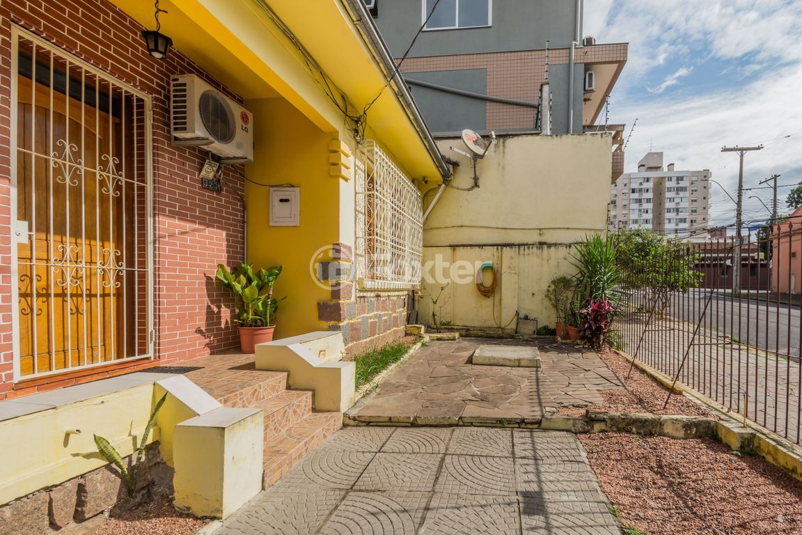 casa sobrado para comprar em Veador Porto, 323 - foto 47