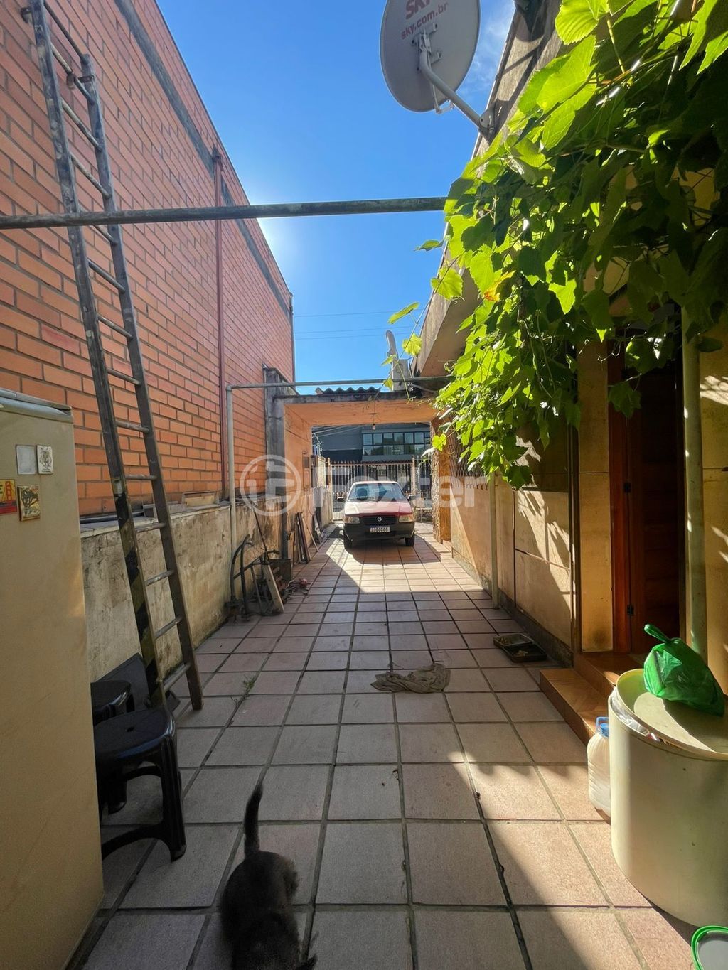 casa sobrado para comprar em Ângelo Dourado, 485 - foto 14