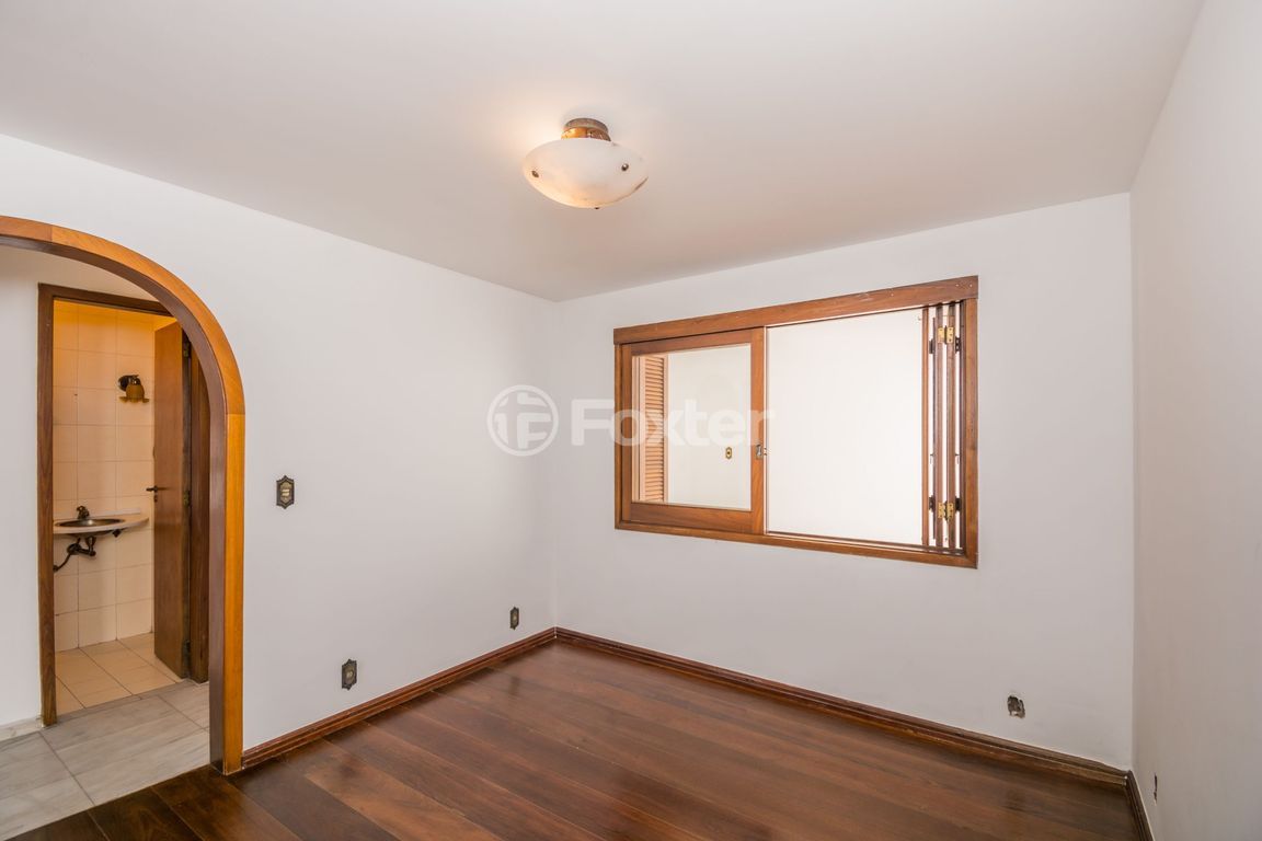 casa sobrado para comprar em Maestro Mendanha, 25 - foto 9