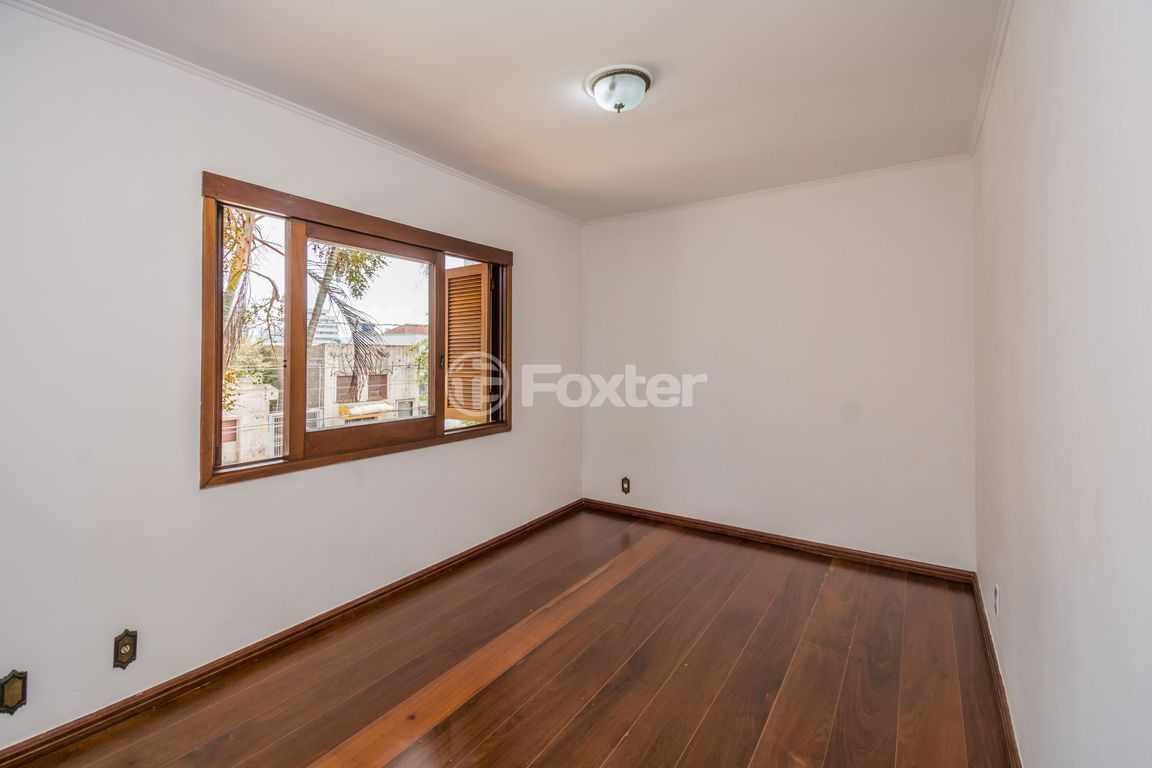 casa sobrado para comprar em Maestro Mendanha, 25 - foto 23