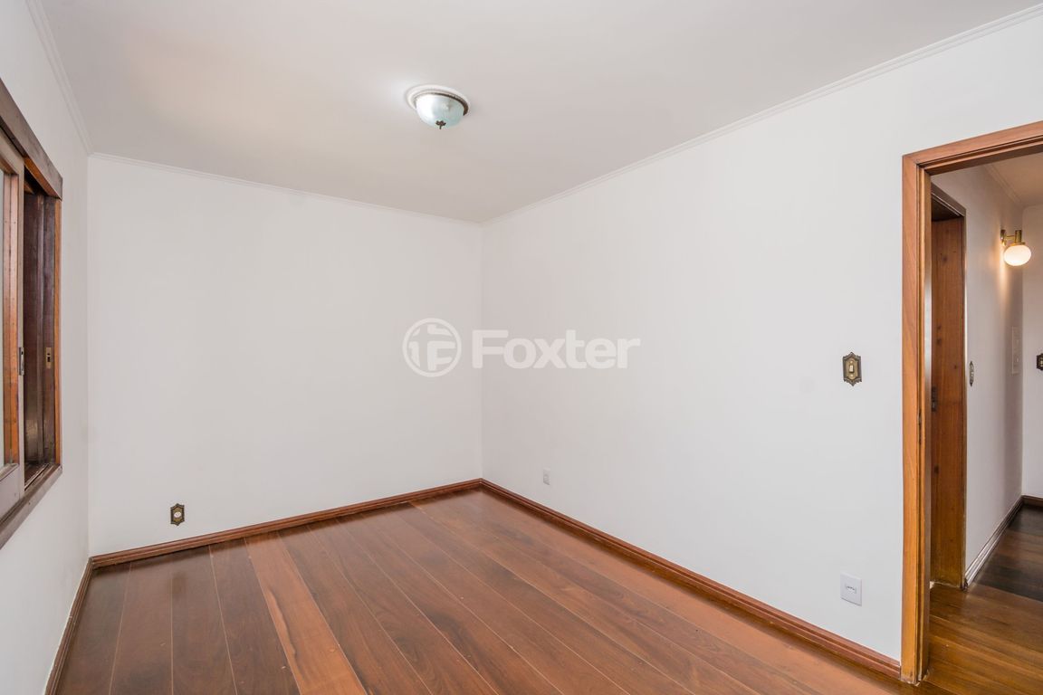 casa sobrado para comprar em Maestro Mendanha, 25 - foto 24