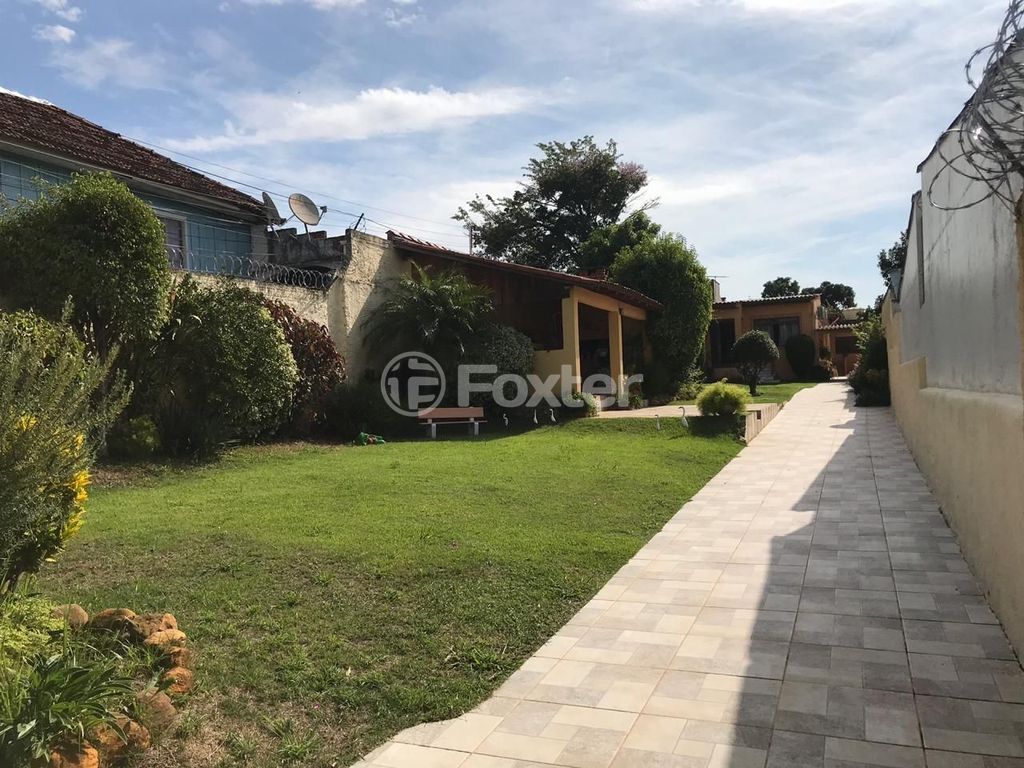 casa sobrado para comprar em Atílio Supertti, 137 - foto 10