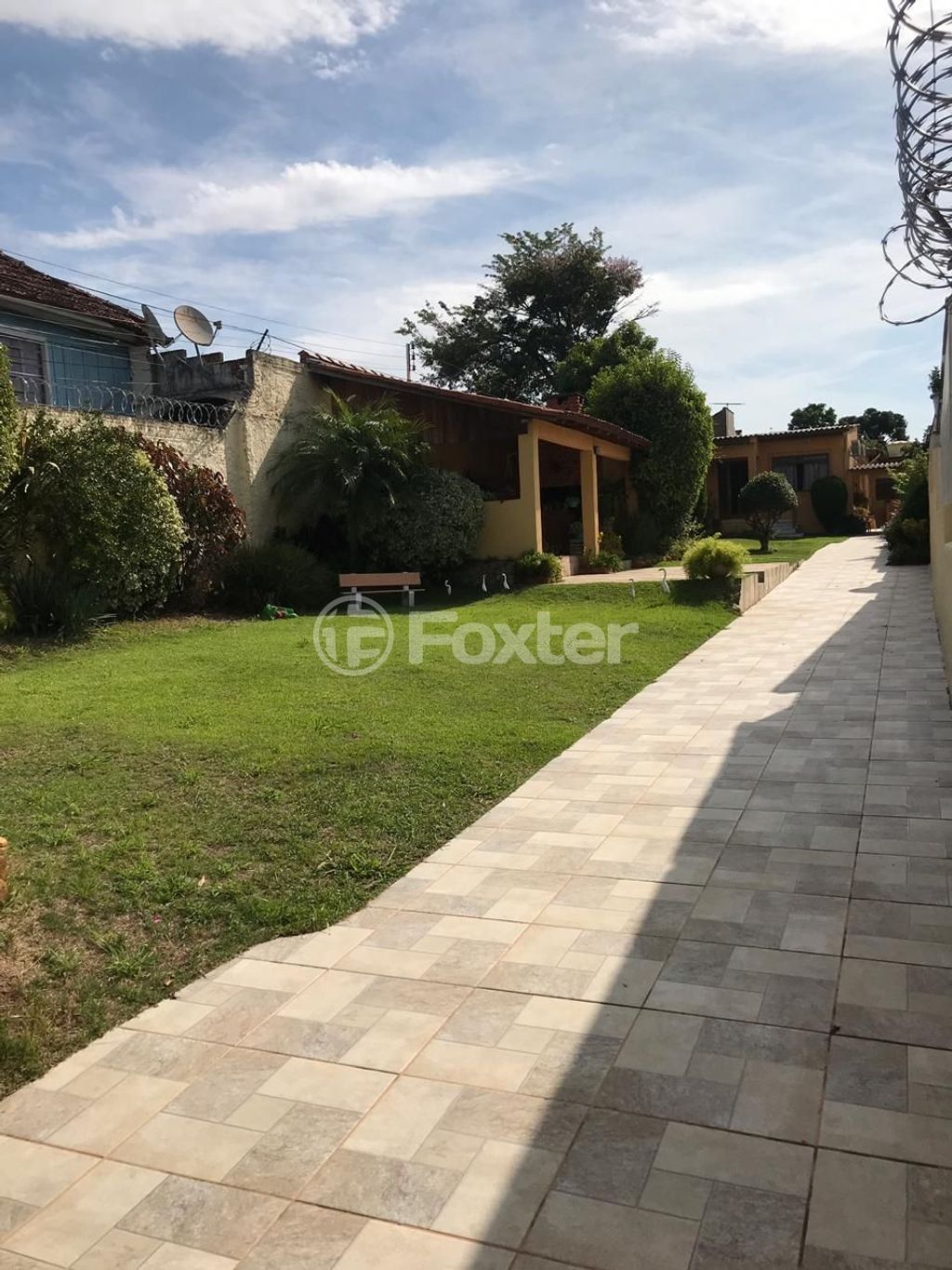 casa sobrado para comprar em Atílio Supertti, 137 - foto 17
