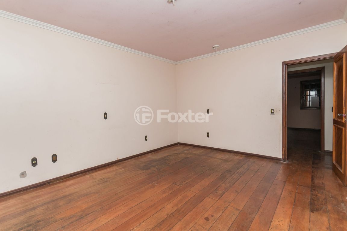 casa sobrado para comprar em Kyve T. Knijnik, 15 - foto 10