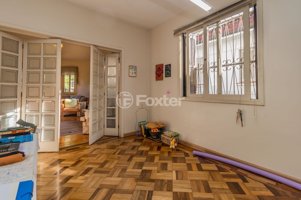 casa sobrado para comprar em BORGES DO CANTO, 266 - foto 9