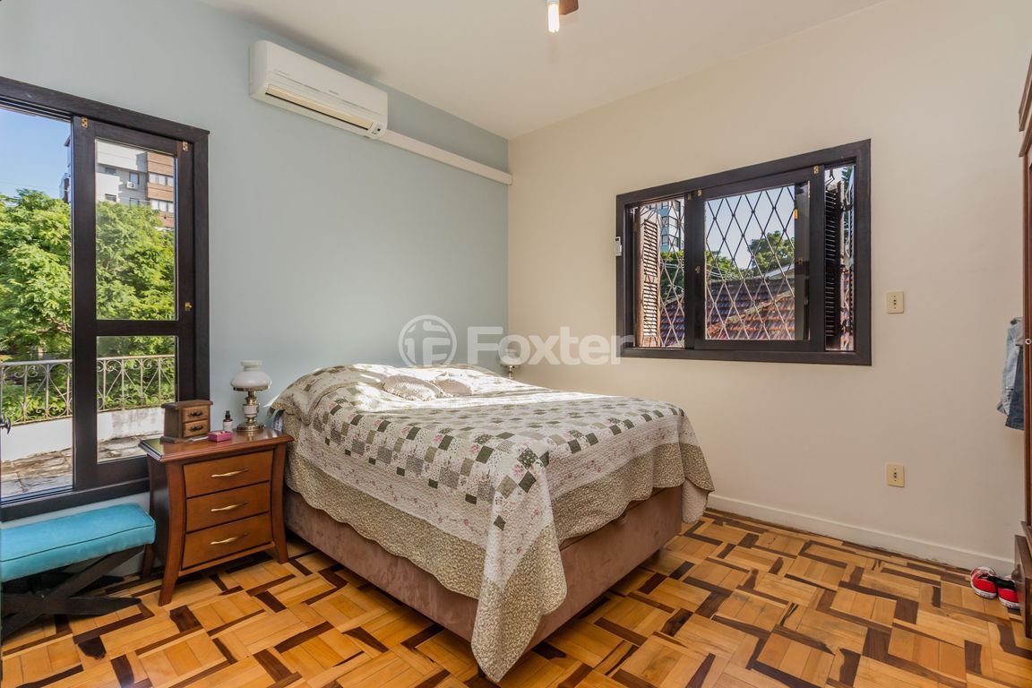casa sobrado para comprar em BORGES DO CANTO, 266 - foto 19