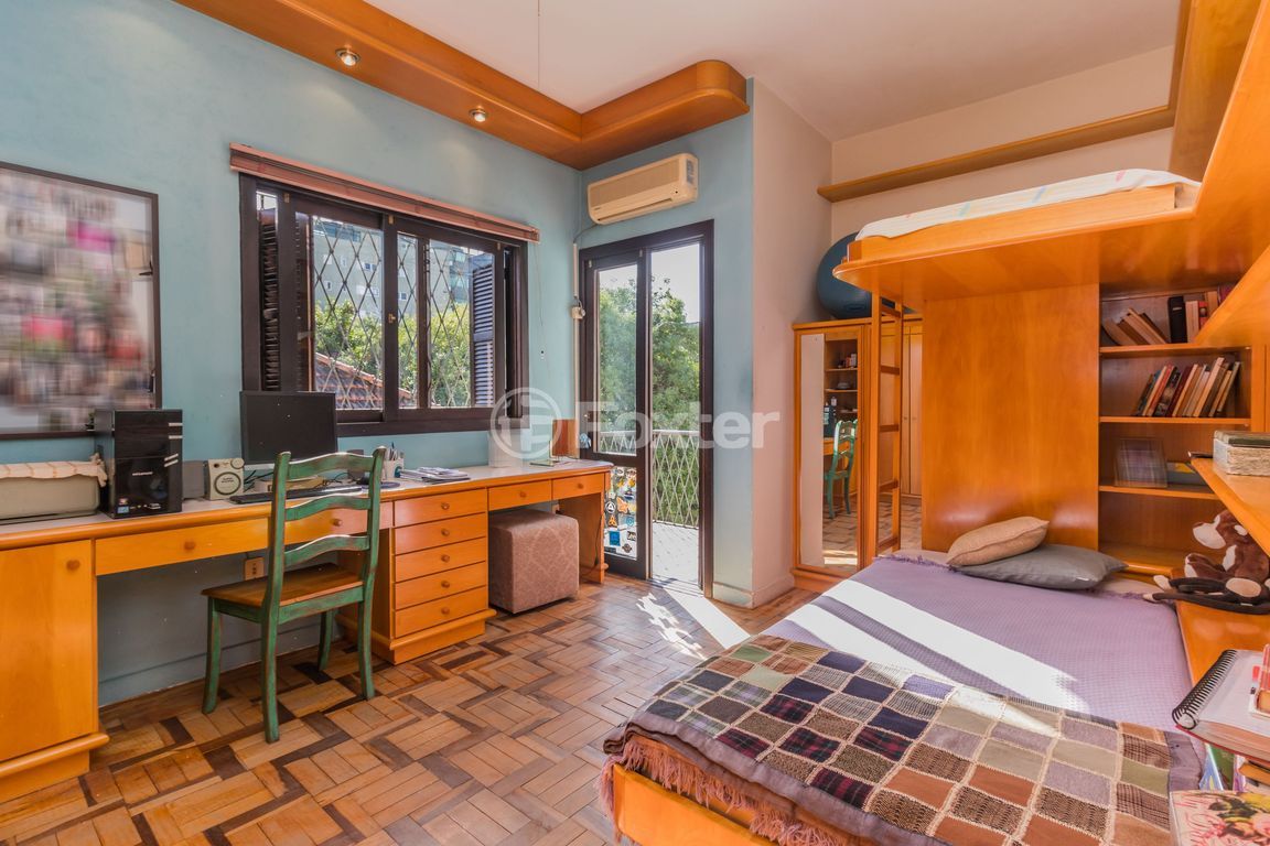 casa sobrado para comprar em BORGES DO CANTO, 266 - foto 25