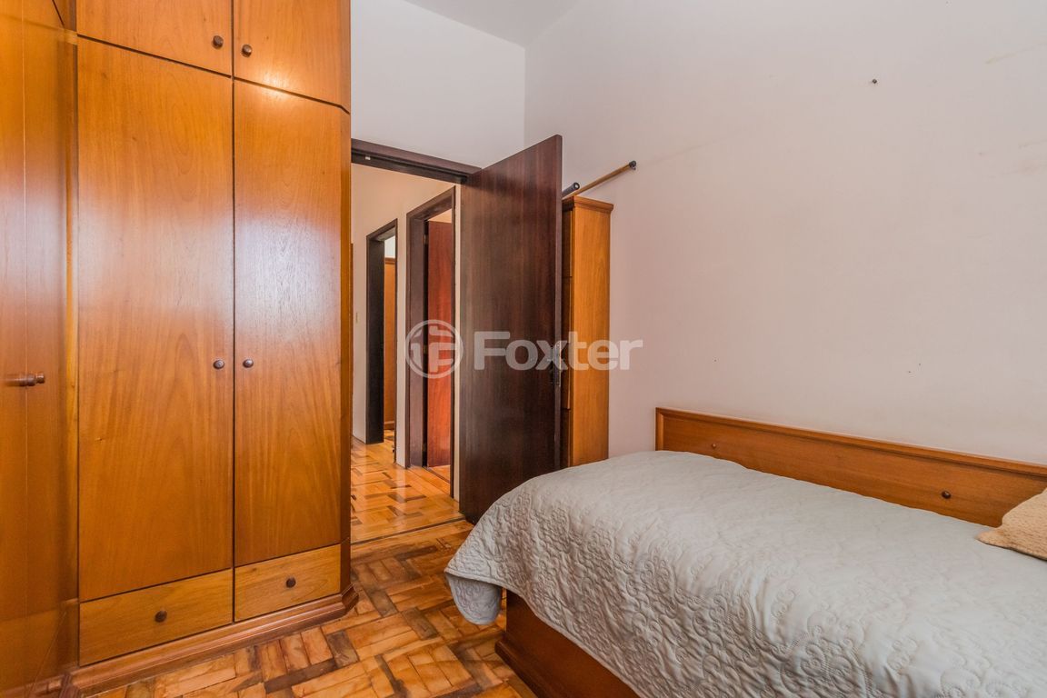 casa sobrado para comprar em BORGES DO CANTO, 266 - foto 32