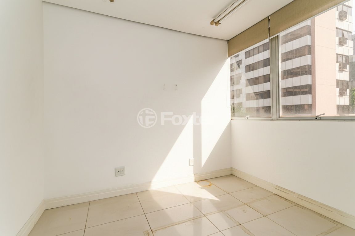 consultorio sala conjunto para comprar em Vinte e Quatro de Outubro, 850 - foto 13