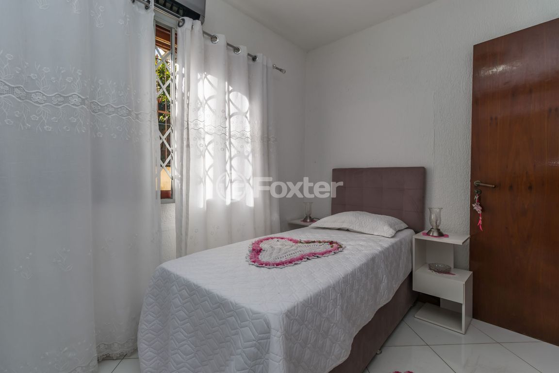 casa sobrado para comprar em Coronel Aparício Borges, 303 - foto 14