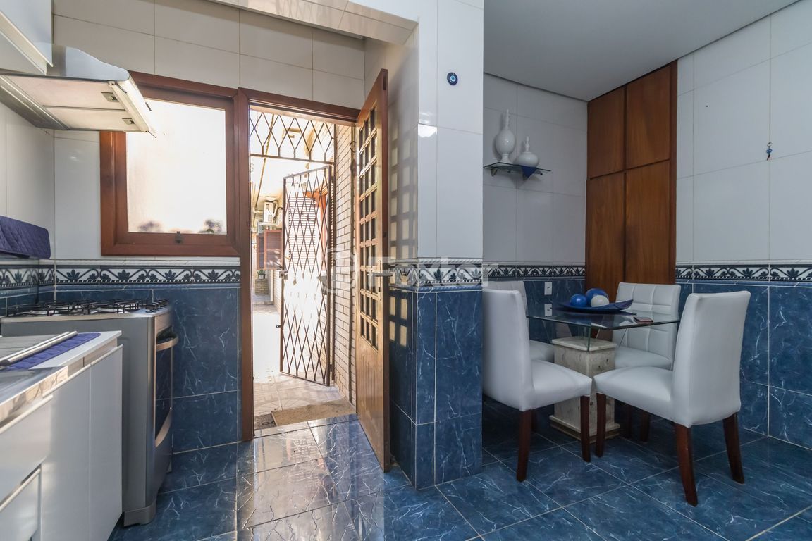 casa sobrado para comprar em Coronel Aparício Borges, 303 - foto 39