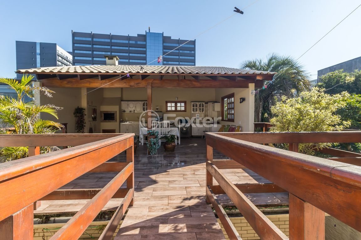 casa sobrado para comprar em Coronel Aparício Borges, 303 - foto 45