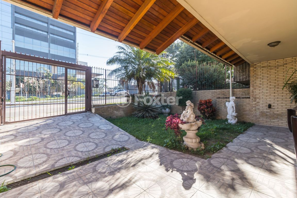 casa sobrado para comprar em Coronel Aparício Borges, 303 - foto 53