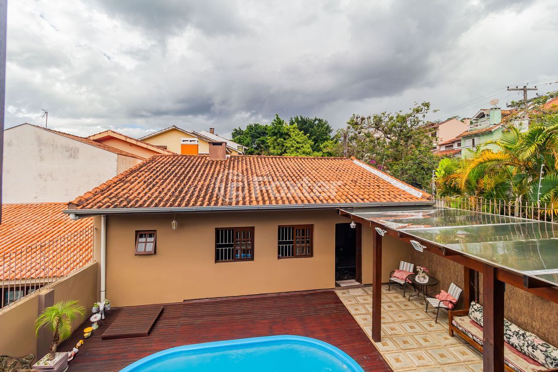 casa sobrado para comprar em Ari Peixoto Martins, 190 - foto 24