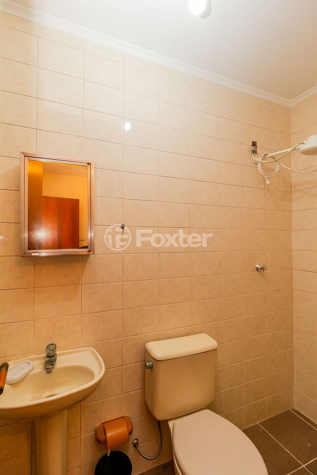 casa sobrado para comprar em Ari Peixoto Martins, 190 - foto 42