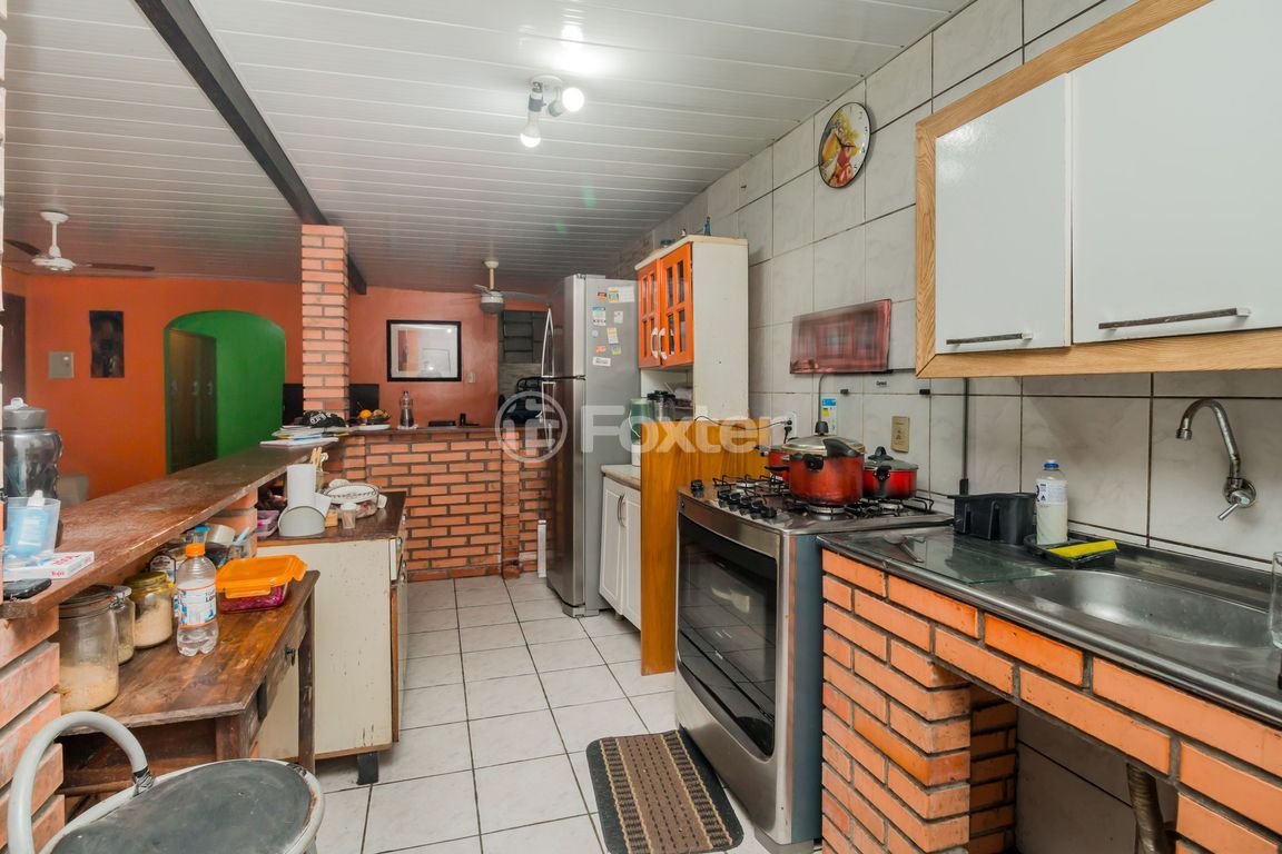 casa sobrado para comprar em Martim Minaberry, 206 - foto 29