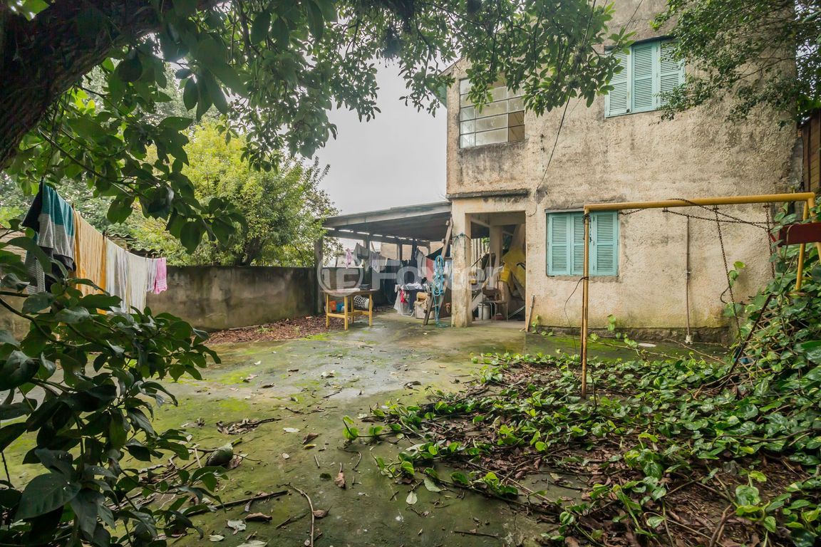 casa sobrado para comprar em Martim Minaberry, 206 - foto 39