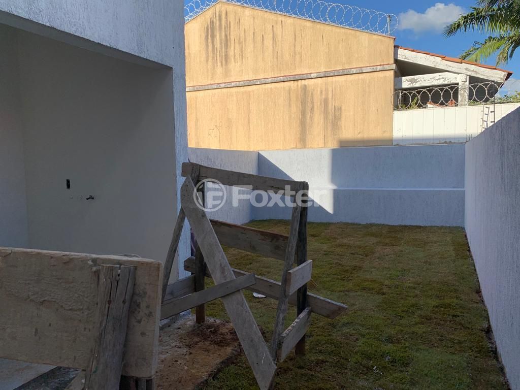 casa sobrado para comprar em Doutor João César, 393 - foto 8