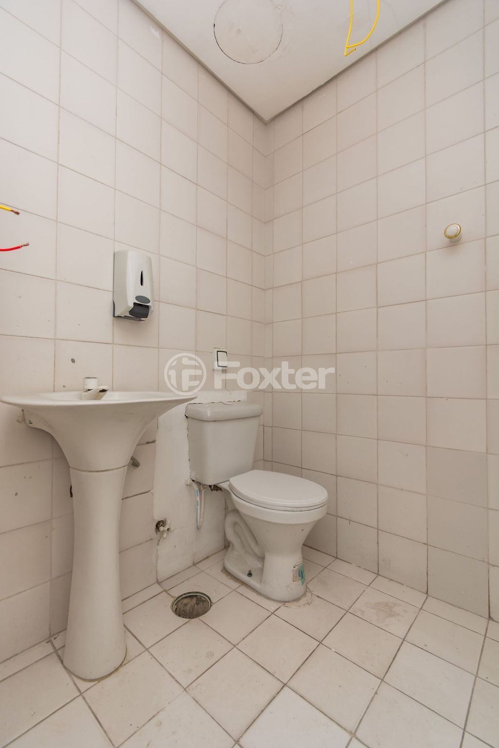Prédio para comprar em Caldas Júnior, 352 - foto 10