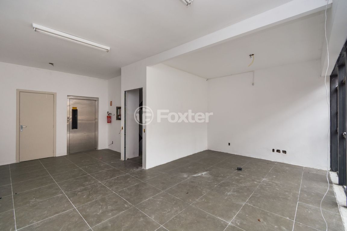 Prédio para comprar em Caldas Júnior, 352 - foto 14