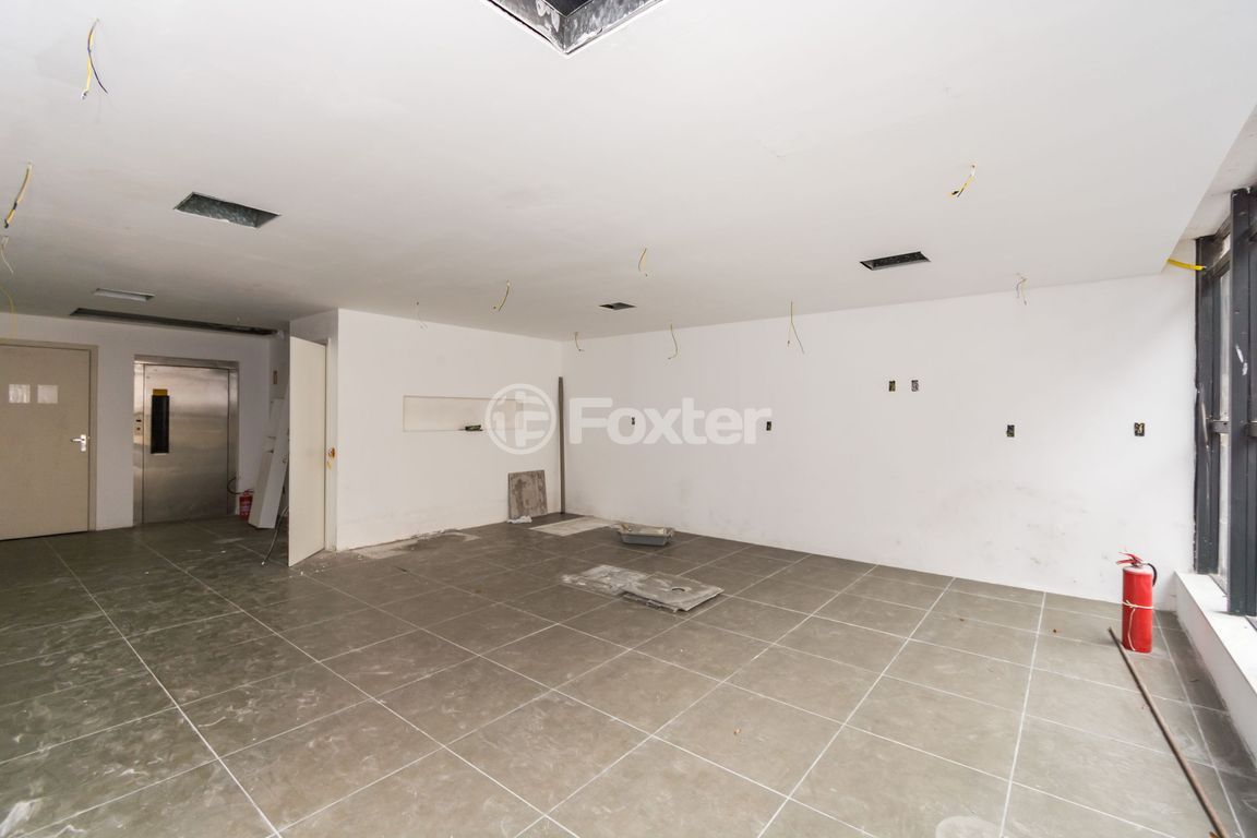 Prédio para comprar em Caldas Júnior, 352 - foto 24