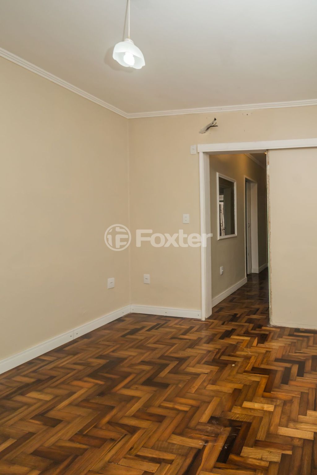 casa sobrado para comprar em ANGELO CRIVELLARO, 346 - foto 13