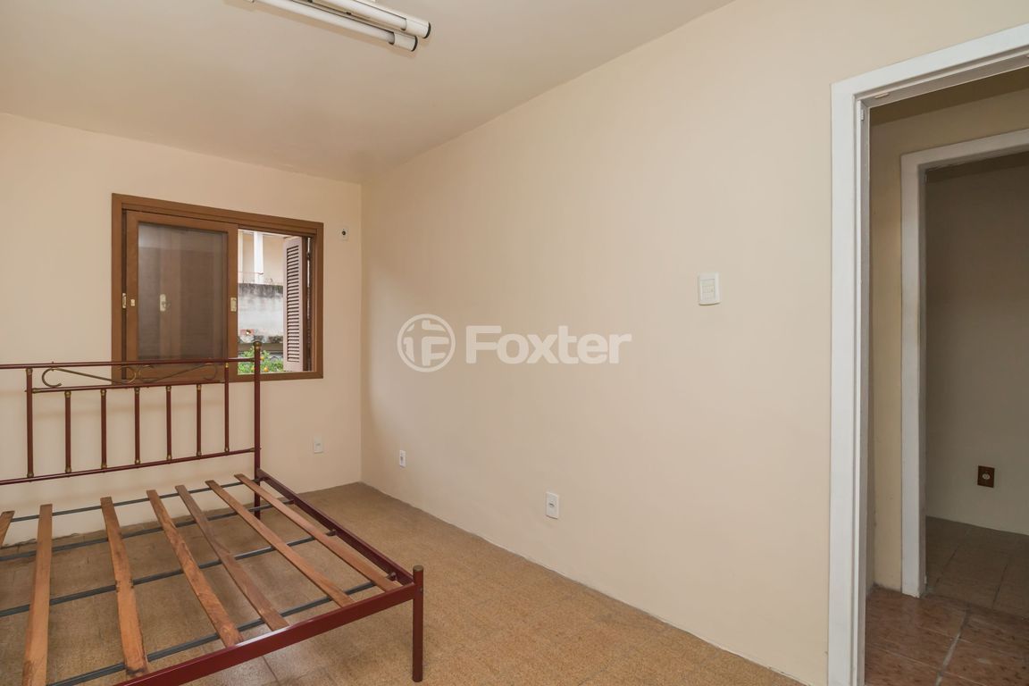 casa sobrado para comprar em ANGELO CRIVELLARO, 346 - foto 19