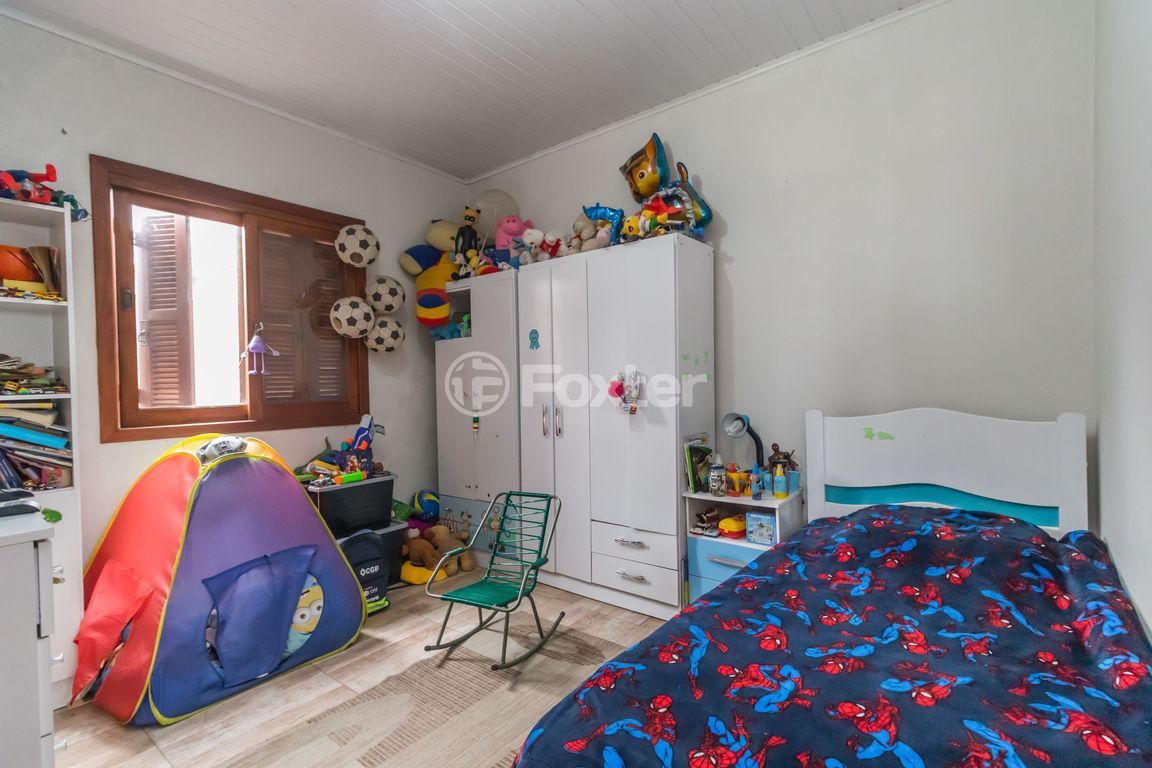 casa sobrado para comprar em Ângelo Passuelo, 330 - foto 9