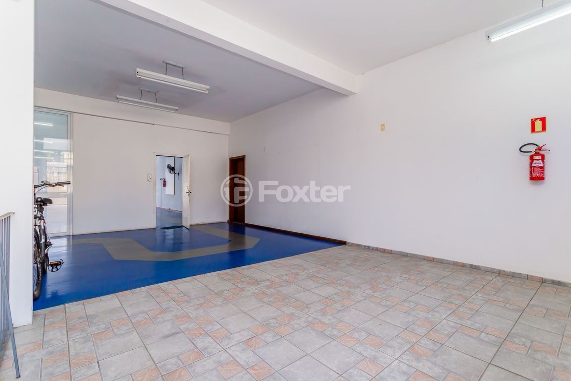Prédio para comprar em Doutor Jorge Fayet, 542 - foto 7