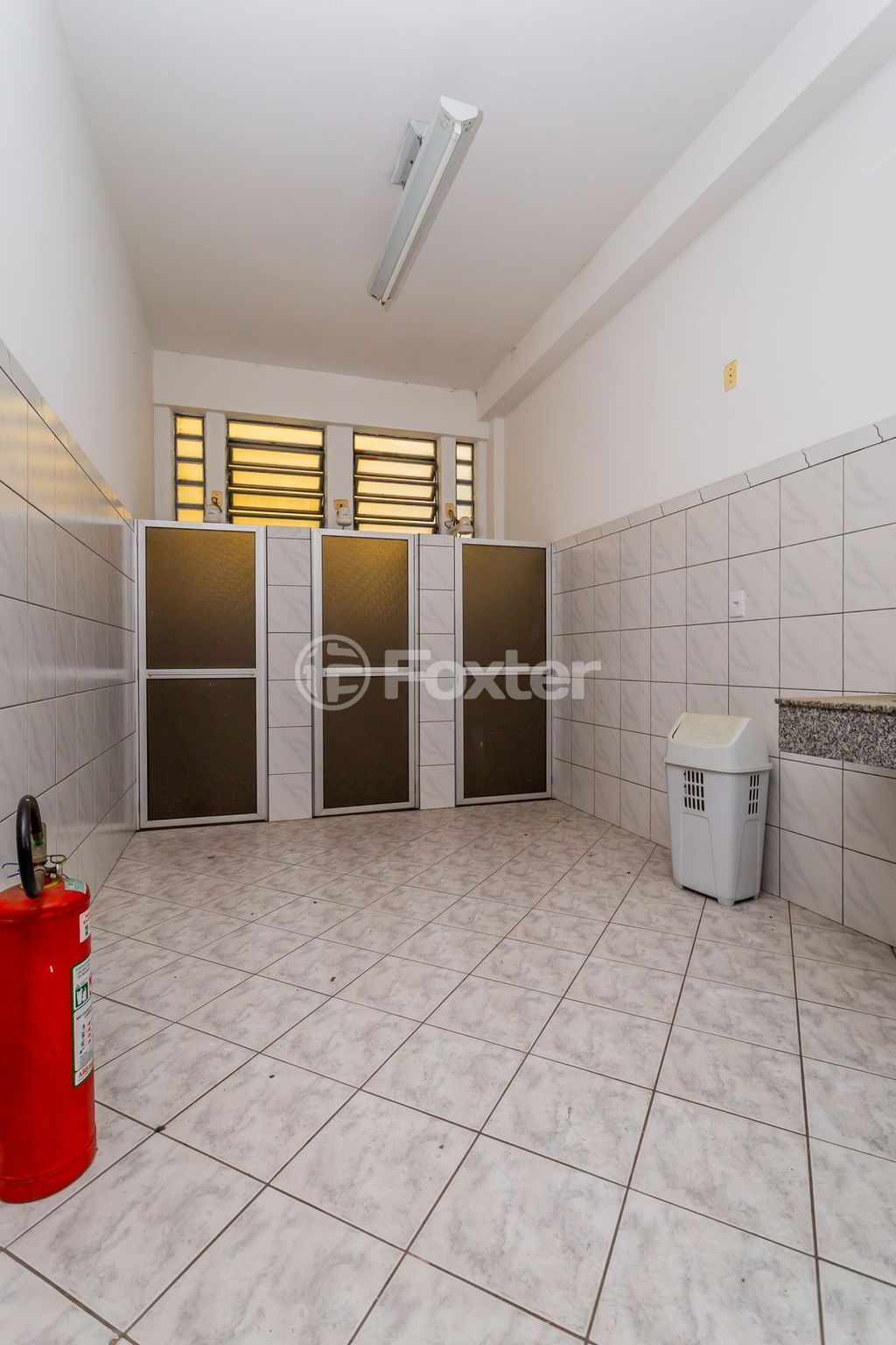 Prédio para comprar em Doutor Jorge Fayet, 542 - foto 8