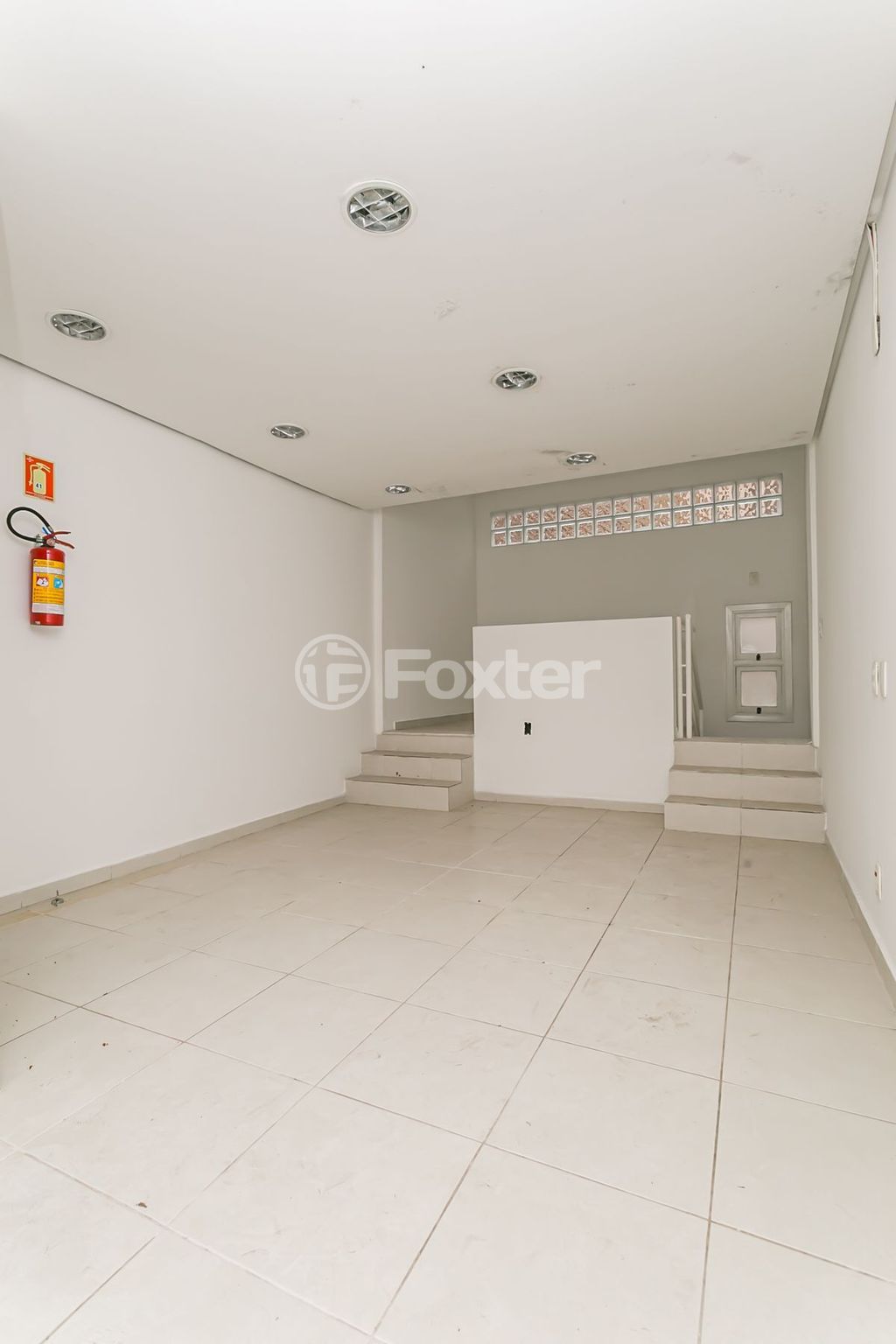 loja ponto comercial para comprar em VINTE E QUATRO DE OUTUBRO, 364 - foto 15