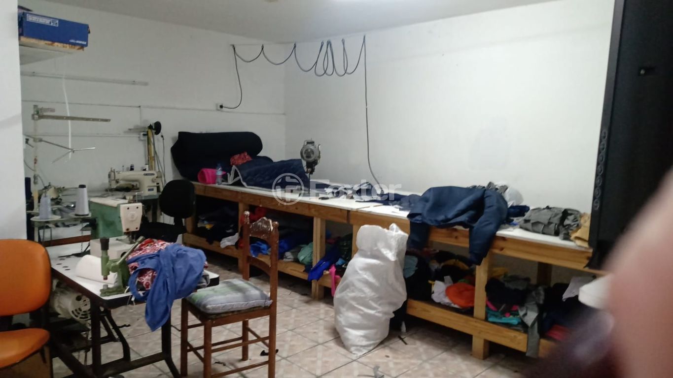 casa sobrado para comprar em Elias Bothome, 310 - foto 37
