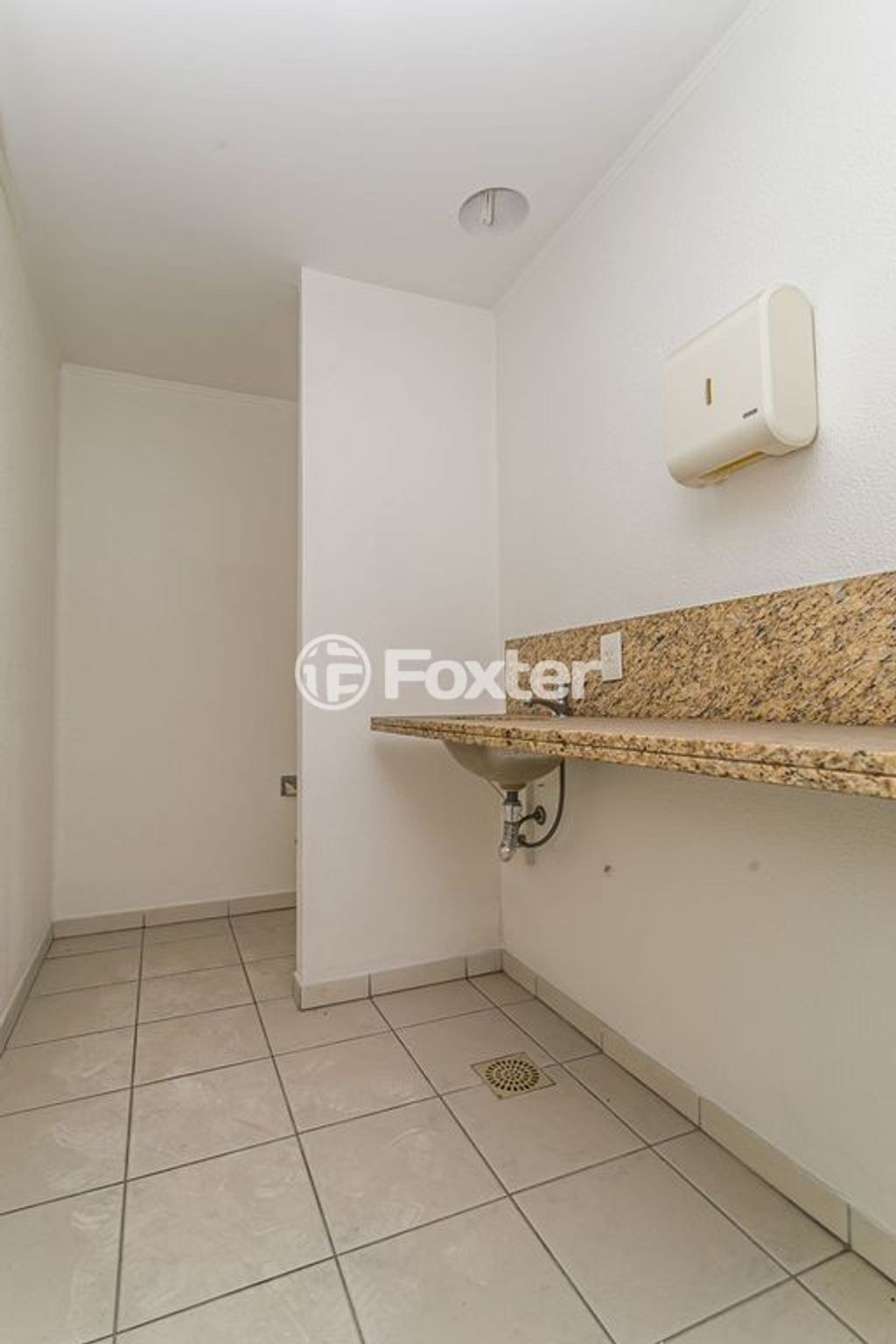 consultorio sala conjunto para comprar em Doutor Barros Cassal, 180 - foto 37