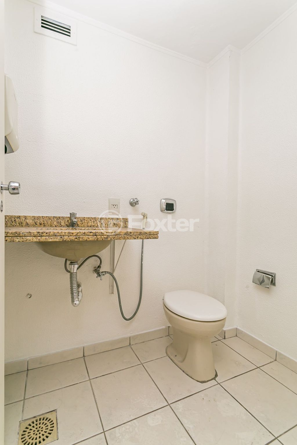 consultorio sala conjunto para comprar em Doutor Barros Cassal, 180 - foto 34