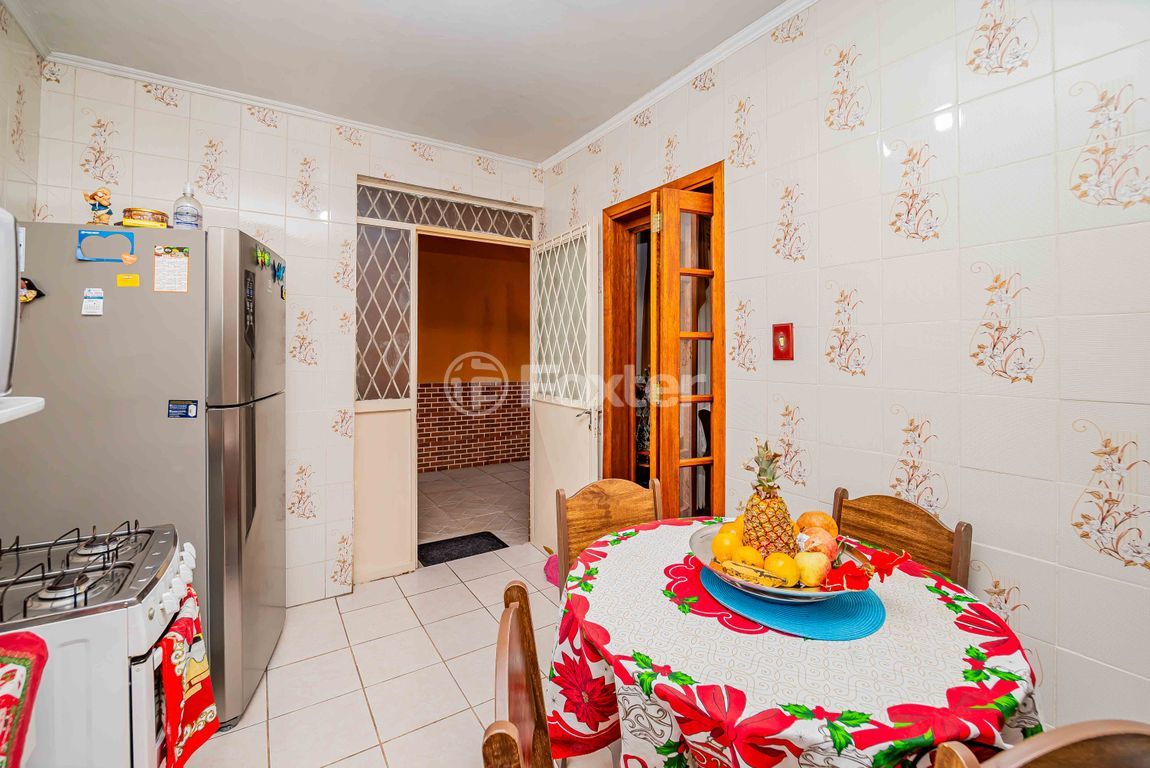 casa sobrado para comprar em Lacy Ribeiro de Almeida, 132 - foto 8