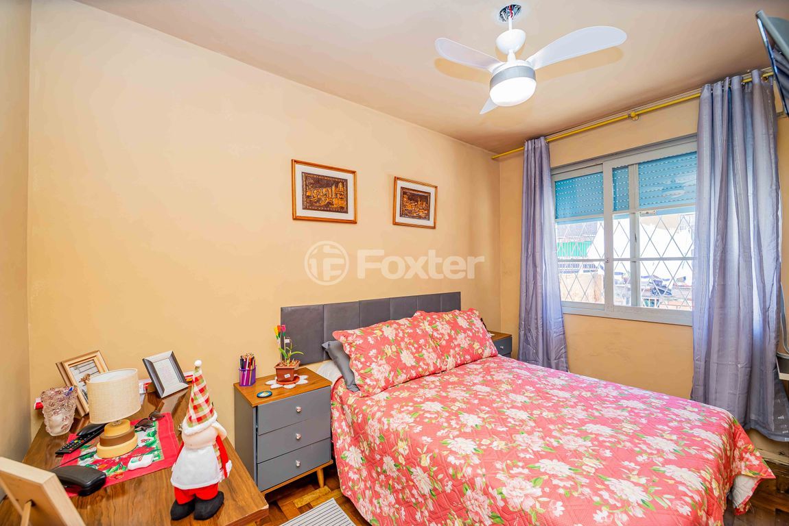 casa sobrado para comprar em Lacy Ribeiro de Almeida, 132 - foto 13