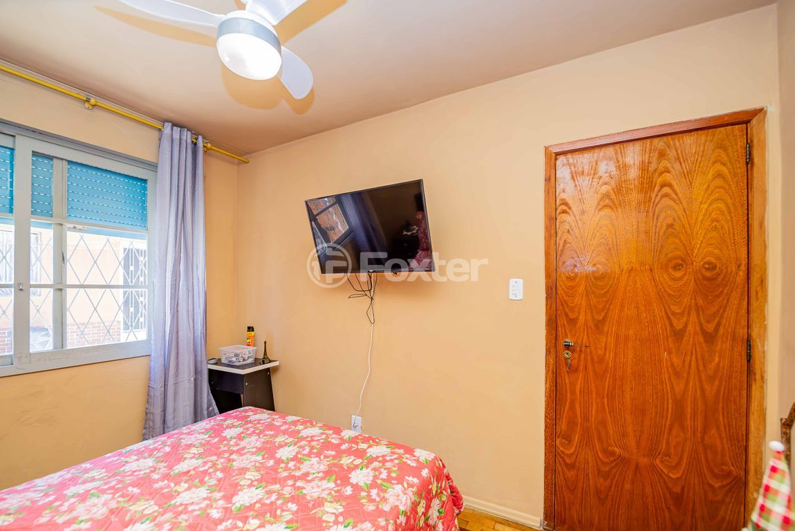 casa sobrado para comprar em Lacy Ribeiro de Almeida, 132 - foto 14