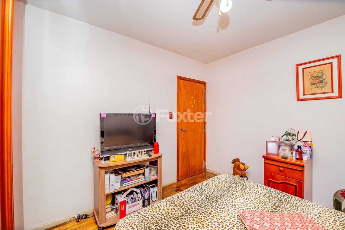 casa sobrado para comprar em Lacy Ribeiro de Almeida, 132 - foto 23
