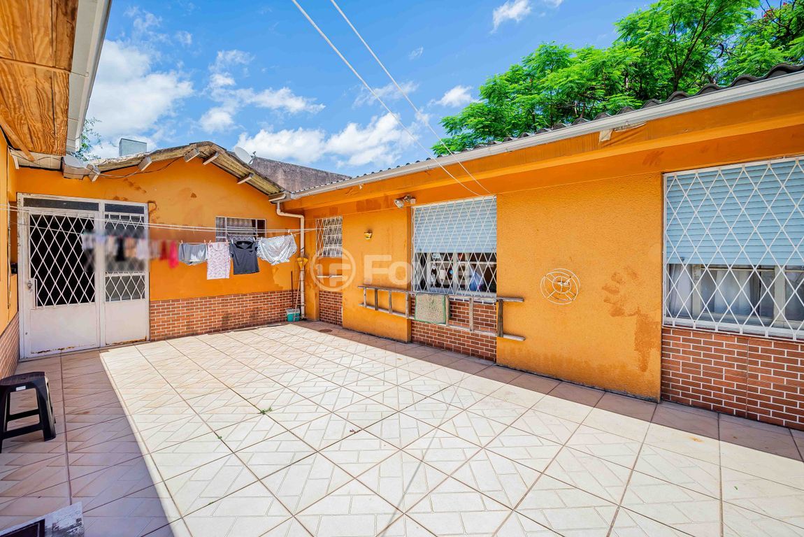 casa sobrado para comprar em Lacy Ribeiro de Almeida, 132 - foto 35